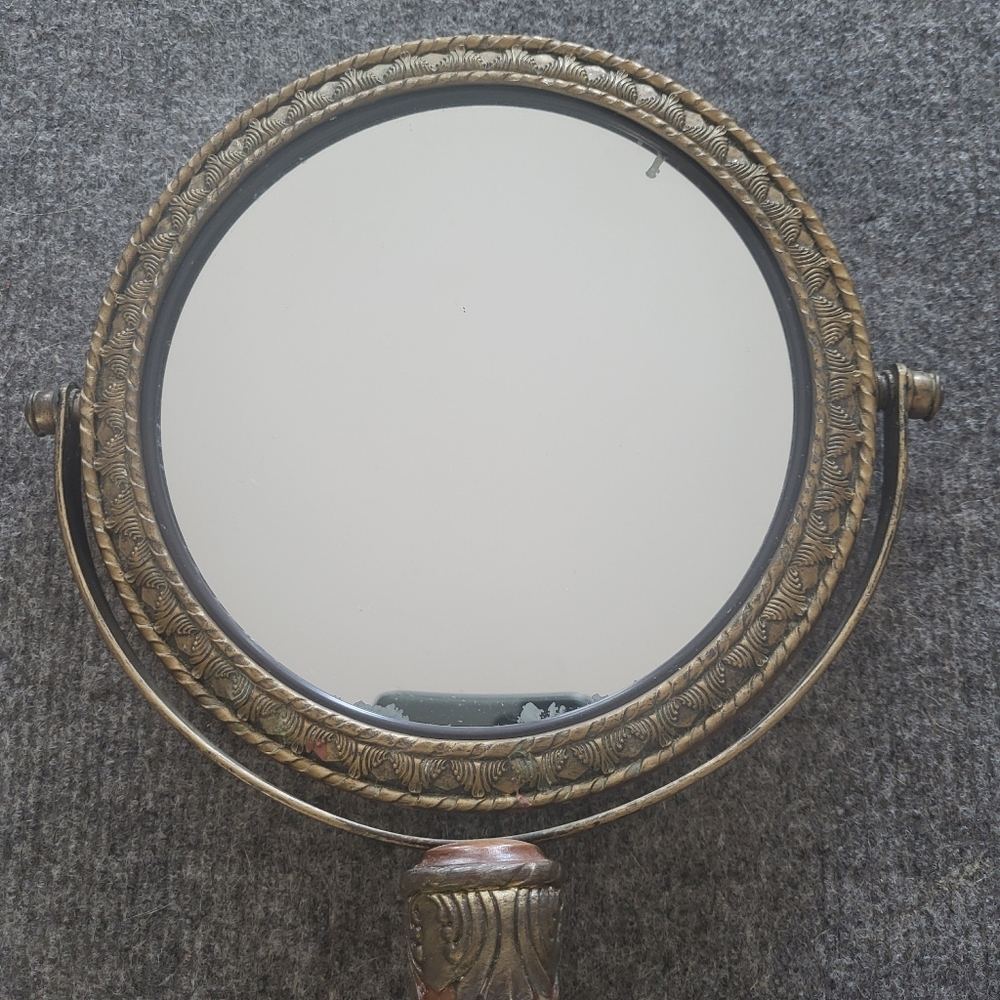 Vintage Style Tabletop Mirror - Picture 6 of 7